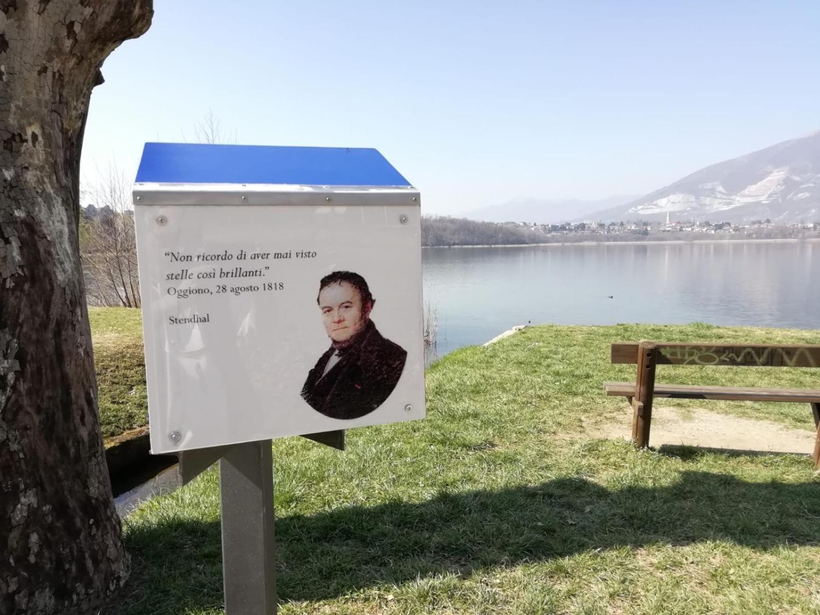 La Poesia Del Lago Oggiono Eksteriør bilde